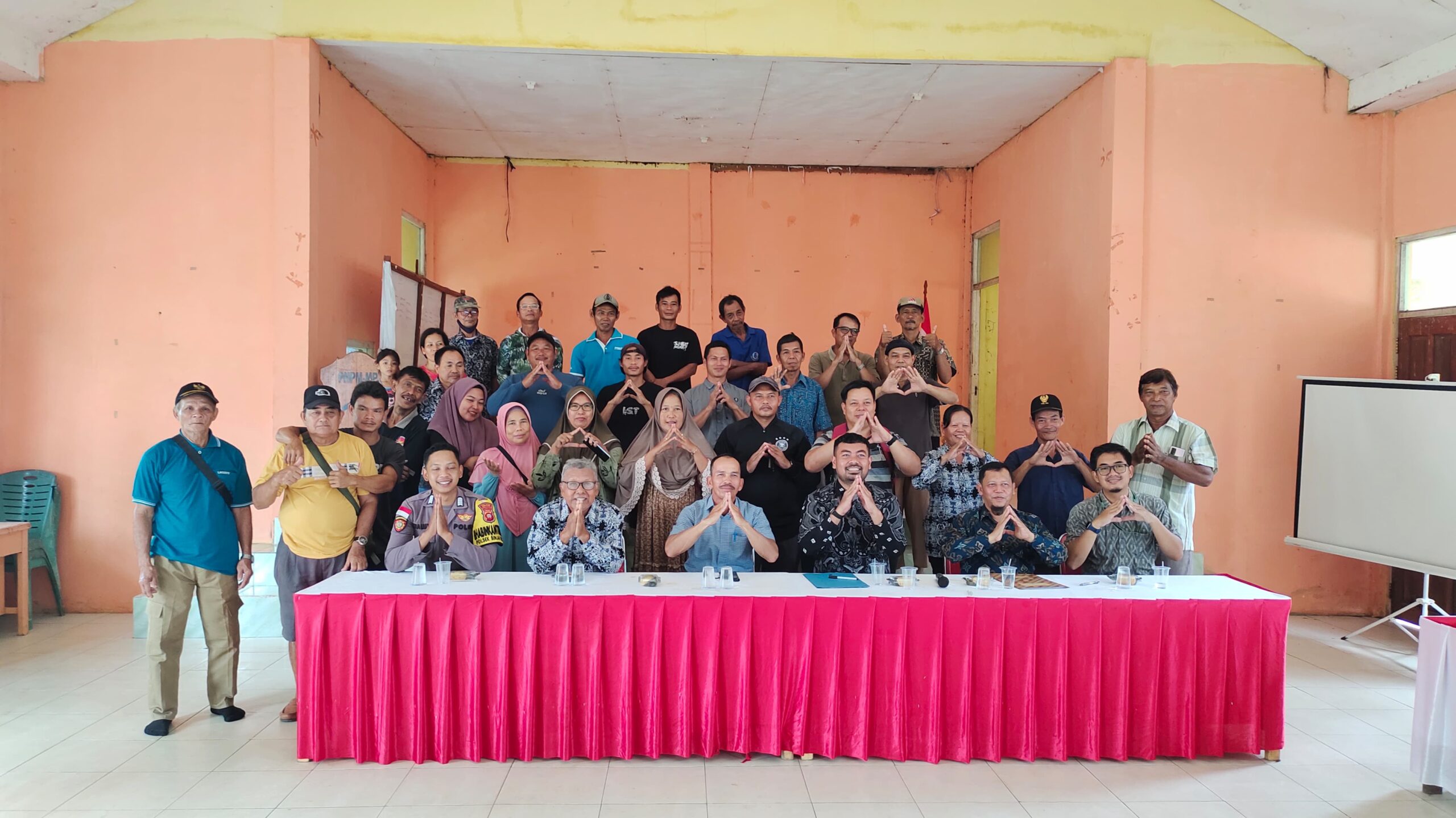 Dokumentasi Kegiatan Sosialisasi PTSL Oleh BPN Kabupaten Sintang